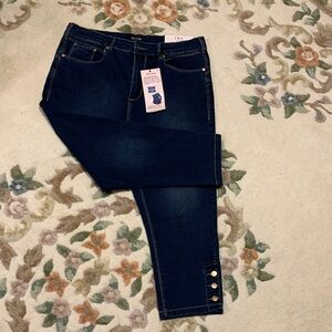 Suko Plus Dark Blue Jean Capris High Adjustable Waistband Size 14 New with Tags